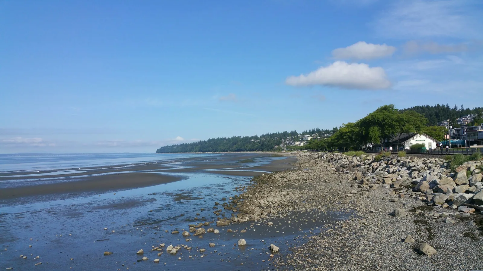 Low tide on the White Rock waterfront at Crescent Beach