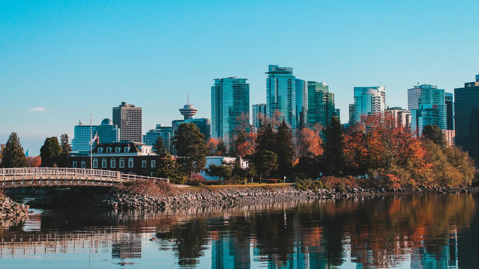 Vancouver reflections. A very British columbia Autumn. Canada skyline